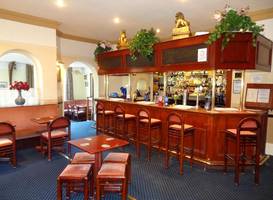 Churchills Hotel 