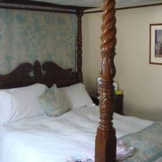 Grovefield Manor