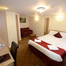 Cranbrook Hotel 