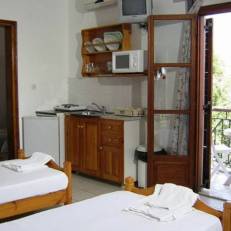Manolas Studios 