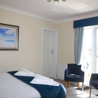 Redcliffe Hotel