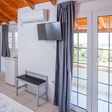 Kontogoni Rooms 