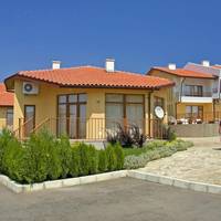Montemar Villas 