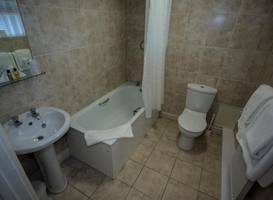 Deanwater Hotel 