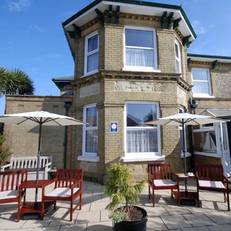 Westbury Lodge 