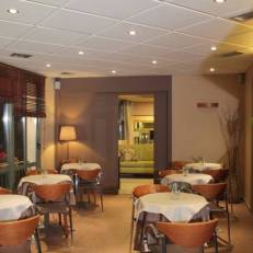 Tourist Hotel 