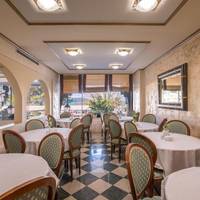 Jolly Hotel 