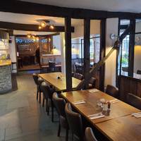 Dragon Inn 