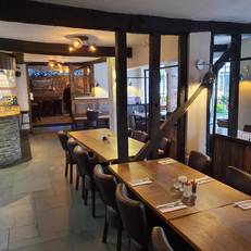 Dragon Inn 