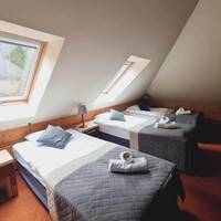 Hotel 365