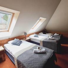 Hotel 365 