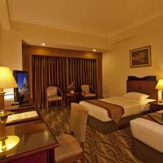 Planet Holiday Hotel & Residence 