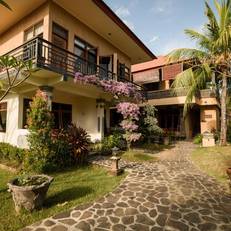 Banyualit Spa 'n Resort Lovina 