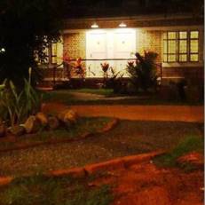 Inn Pondiville Forest Retreat