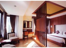 Suhim Portico Hotel & Resort 