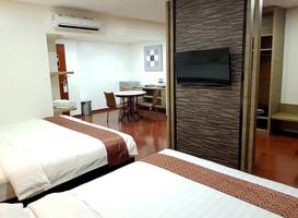 Seruni International Hotel 