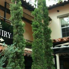 Charcoa House & Cozy Hotel 