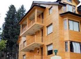 Hotel Pine Spring Gulmarg 