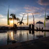 Kelapa Lovina Beach Villa 