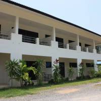 Chalong Sea View Resort 