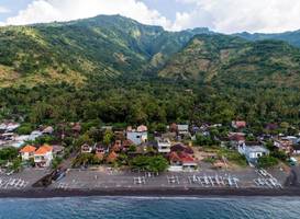 Solaluna Beach Homestay 