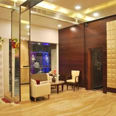 Yogi Metropolitan Hotel 