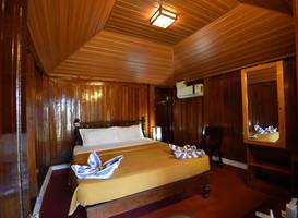 Bluewater Beach Resort 