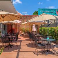 Artotel Hotel Surabaya 