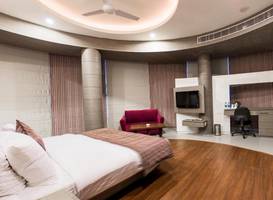 Hotel Narula's Aurrum 