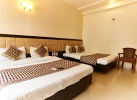 Hotel Ganapati Palace 