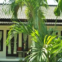 Giri Sari Guest House 