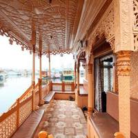 Houseboat Ambassador 