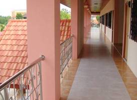 Suphattra Apartment 