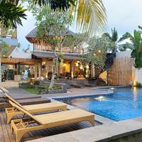 Putri Ayu Cottages 