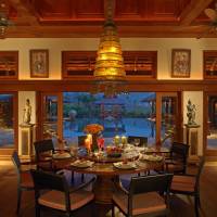 Howie's HomeStay 