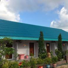 Ake-View Resort 