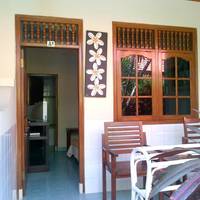 Adus Beach Inn 