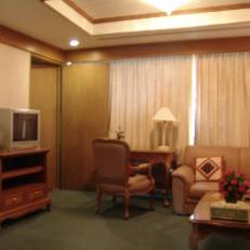 Dhevaraj Hotel 