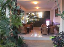 Crown Hotel 