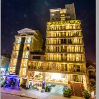 Gold Hotel 