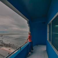 Win Hotel 