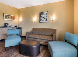 Cambria Suites Fort Lauderdale Airport South & Cruise Port 