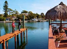 Bay Palms Waterfront Resort - Hotel and Marina 