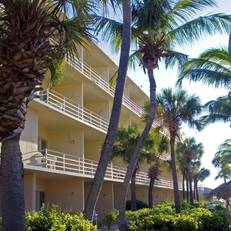Days Hotel - Thunderbird Beach Resort 