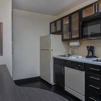 Candlewood Suites Louisville Airport 