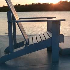 Floating Sea Cove Resort and Marina 