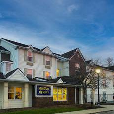 TownePlace Suites Cleveland Airport 