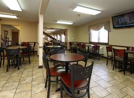 New Victorian Inn & Suites Kearney 