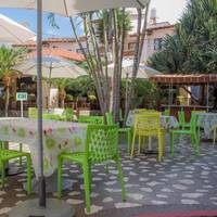 Plaza Pelicanos Grand Beach Resort 