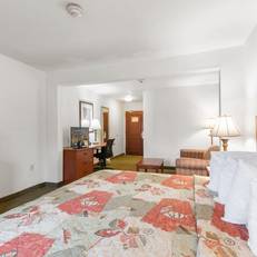 Jameson Inn & Suites Newport News 